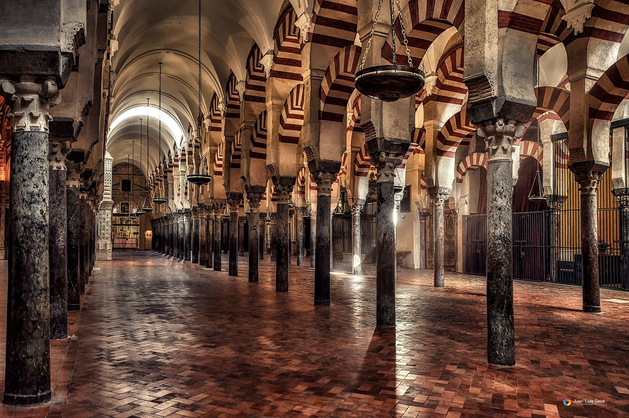 Interior de la Mezquita-Catedral de Córdoba